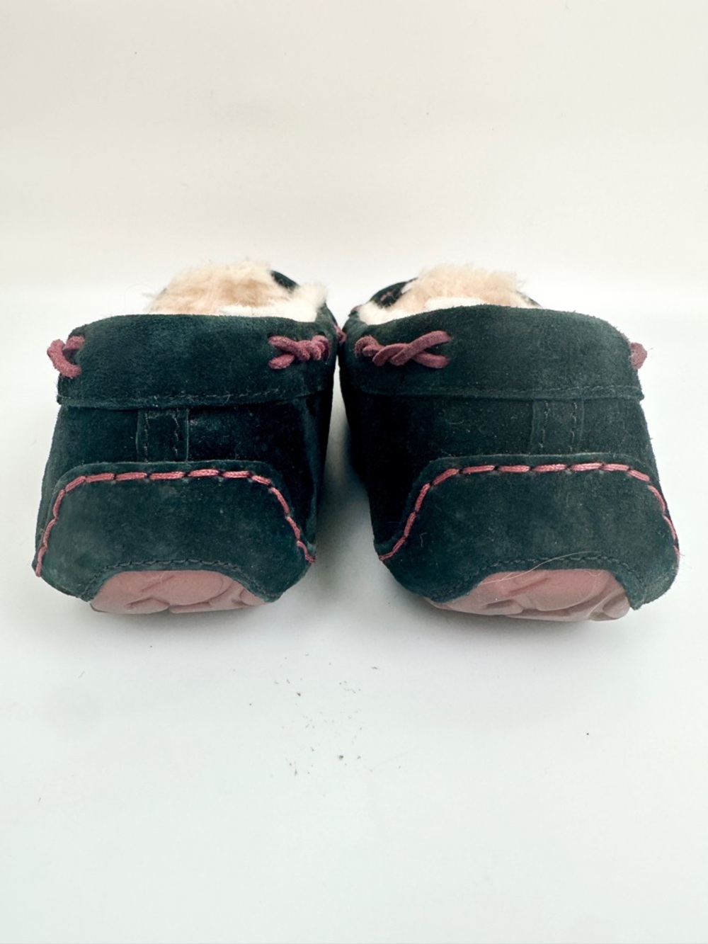 UGG Brett Moccasin Slip On Slippers Women's Size 9 UGGplush Lined - Picture 4 of 11